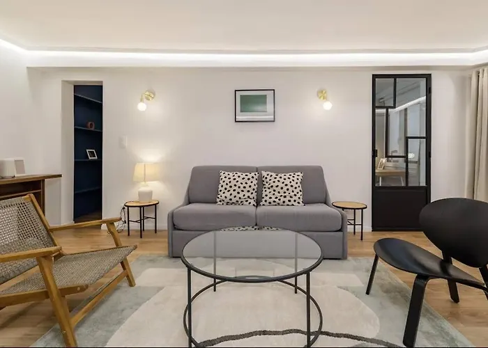 Spacious Apartment In Opera With 3Bdr For 6Pax